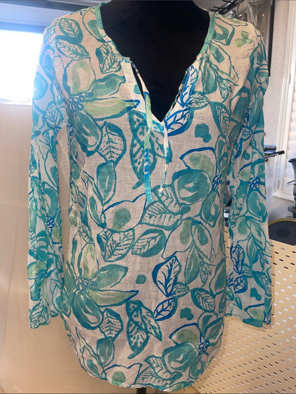 Fresh Produce Tunic Top 100% Cotton V-Neck Popover Ties Side Slits XS/ S